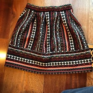LIKE NEW Super cute boho print skirt